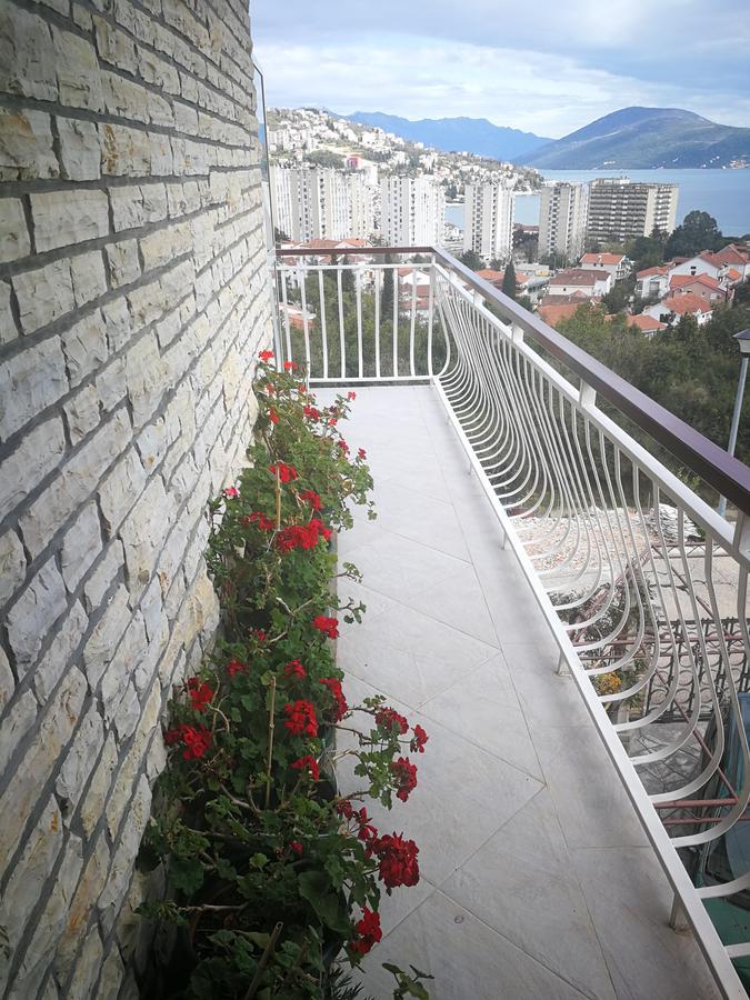 Apartments La Dolce Vita Herceg Novi Eksteriør bilde